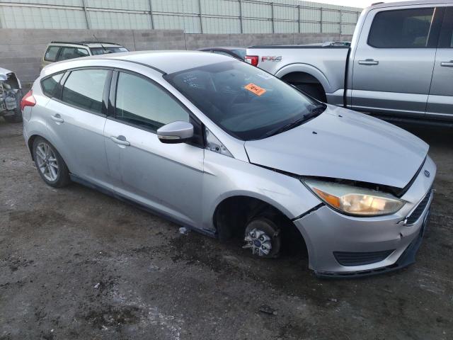 VIN 1FADP3K2XGL290260 2016 Ford Focus, SE no.4