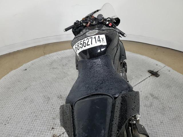 2018 YAMAHA YZFR1 C JYARN39Y1JA001572