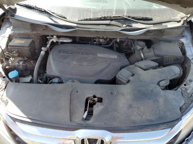 VIN 5FNRL6H2XJB083608 2018 Honda Odyssey, LX no.12