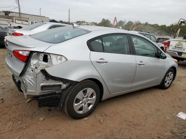 VIN KNAFX4A6XF5427517 2015 KIA Forte, LX no.3