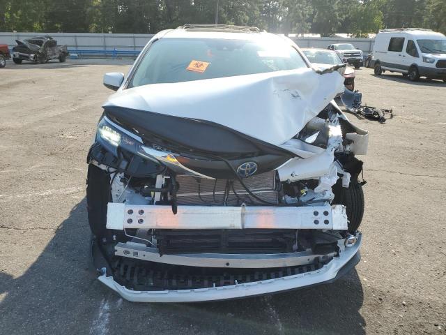 2024 TOYOTA SIENNA XLE - 5TDYRKEC4RS203572