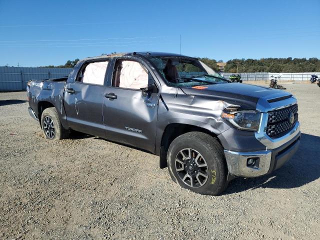 VIN 5TFDY5F17KX869258 2019 TOYOTA TUNDRA no.4