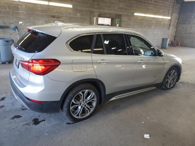 VIN WBXHT3C35H5F87012 2017 BMW X1, Xdrive28I no.3