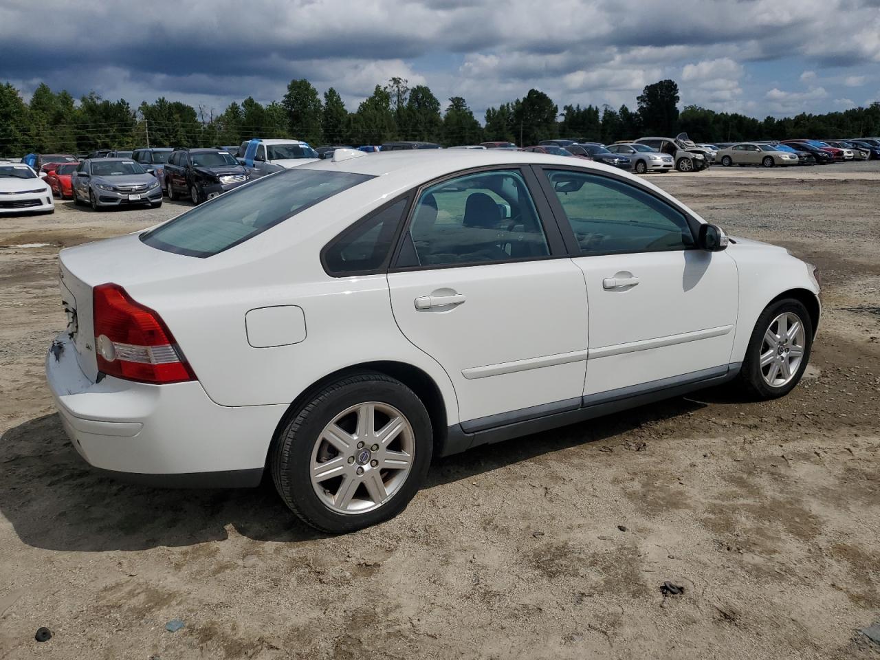 Lot #3031193476 2007 VOLVO S40 2.4I