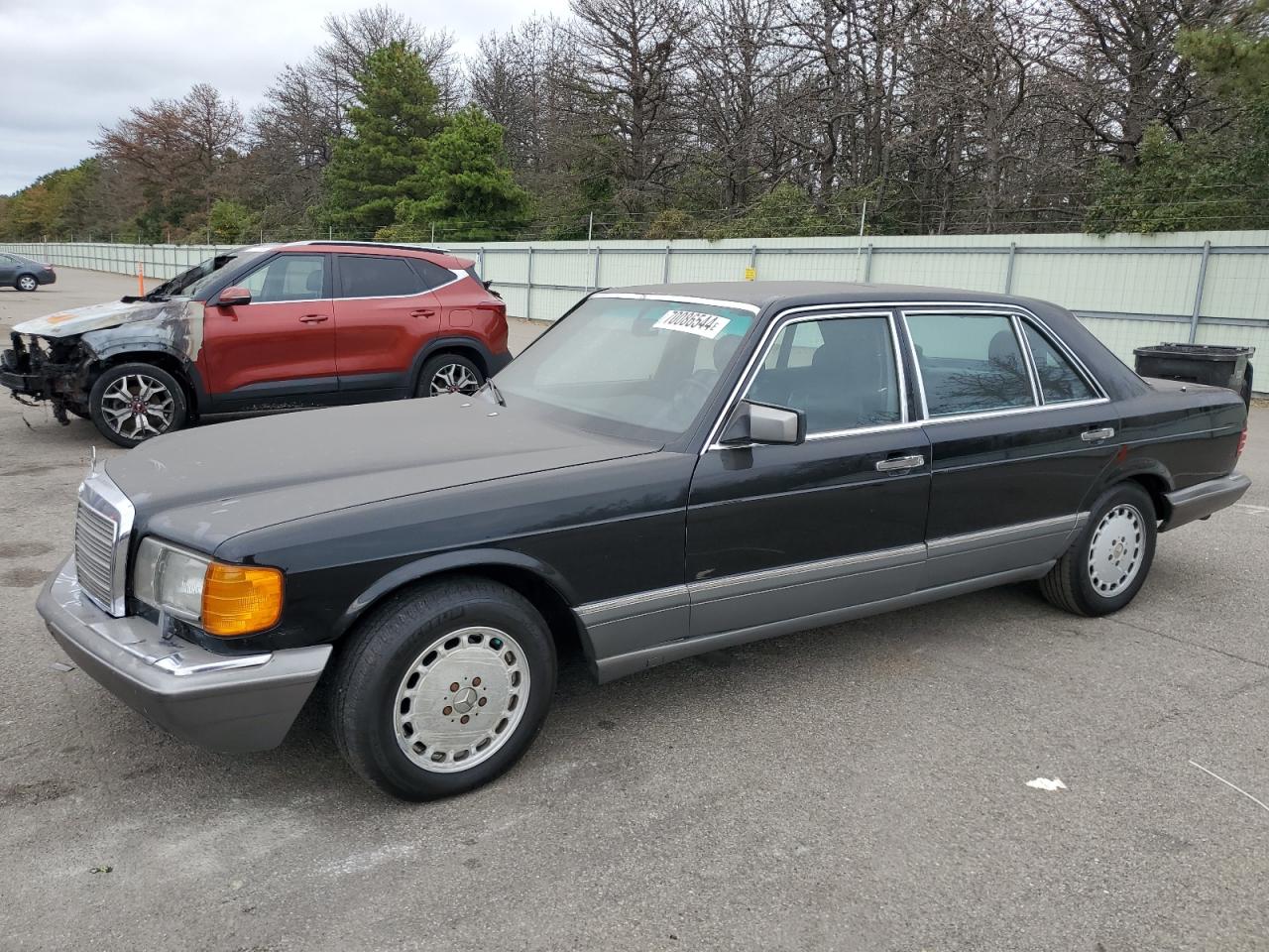 MERCEDES-BENZ 560 SEL 1990 black sedan 4d gas WDBCA39E7LA509137 photo #1