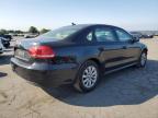 VOLKSWAGEN PASSAT S photo