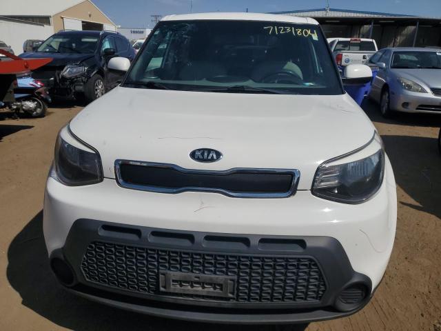 VIN KNDJN2A2XG7264491 2016 KIA Soul no.5