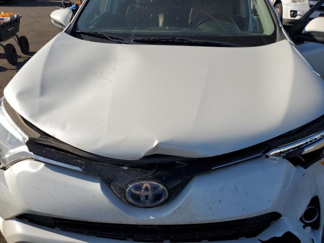 VIN JTMDJREV7JD216302 2018 Toyota RAV4, Limited no.12