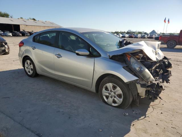 VIN KNAFK4A66E5241079 2014 KIA Forte, LX no.4