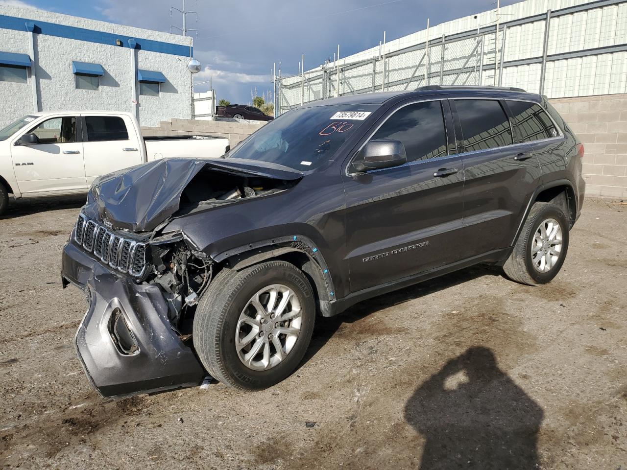 JEEP GRAND CHEROKEE LAREDO