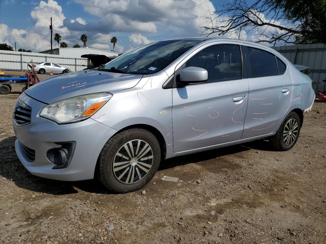 Mitsubishi Mirage G4 2017 MEDIUM