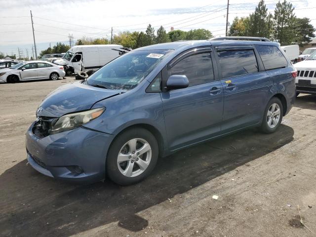 VIN 5TDKK3DC3FS566412 2015 Toyota Sienna, LE no.1