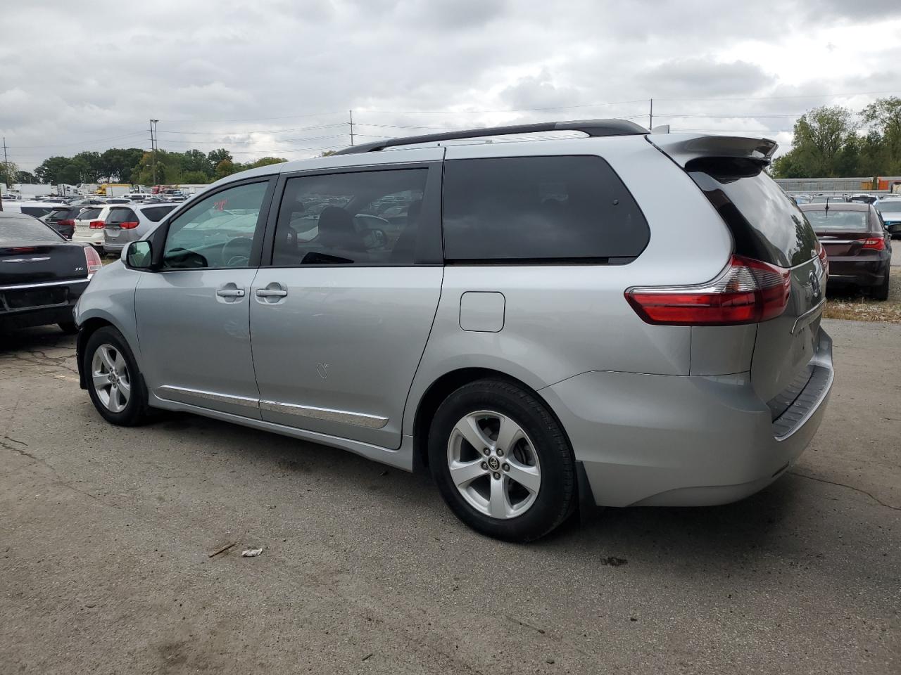 Lot #2945657178 2020 TOYOTA SIENNA LE