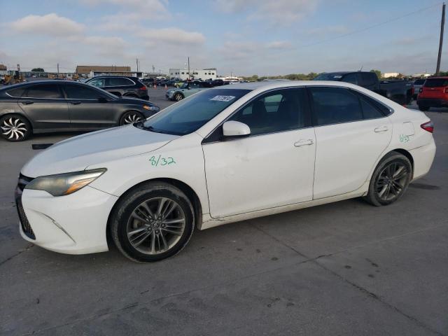 VIN 4T1BF1FK0GU183663 2016 Toyota Camry, LE no.1