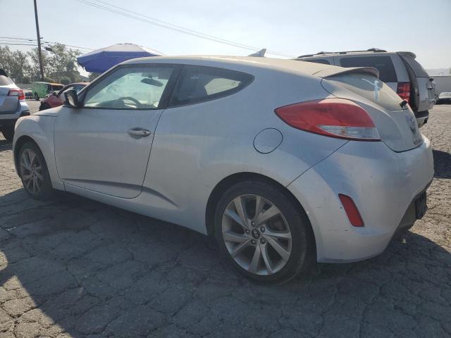 VIN KMHTC6AD5HU311559 2017 Hyundai Veloster no.2