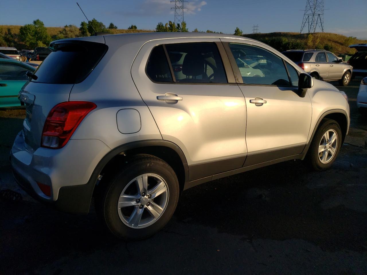 Lot #2955572545 2019 CHEVROLET TRAX LS