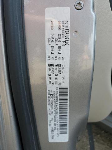 2016 CHRYSLER TOWN & COU - 2C4RC1BG7GR127679