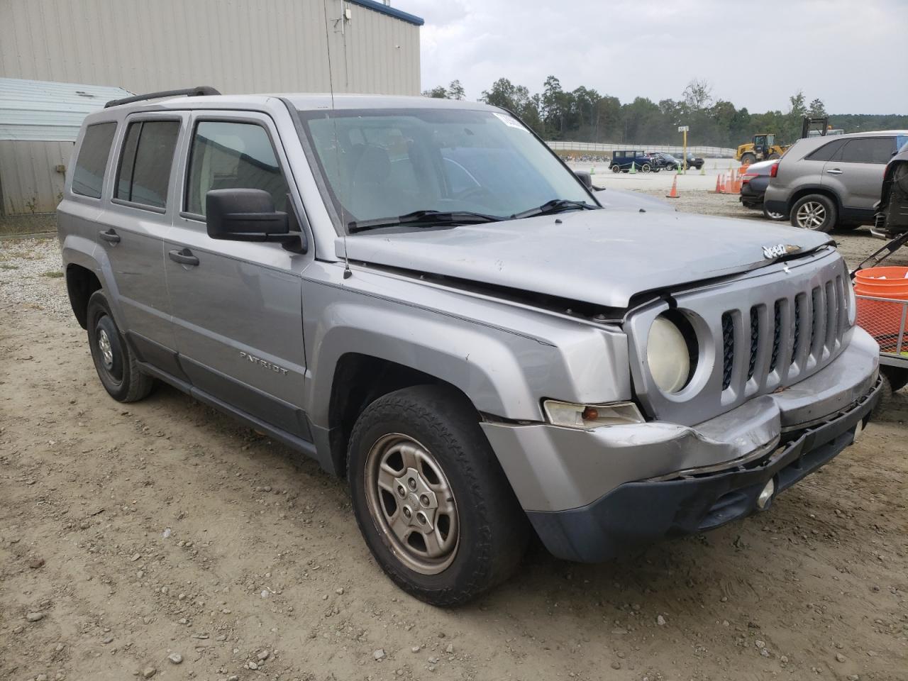 Lot #2919428361 2014 JEEP PATRIOT SP