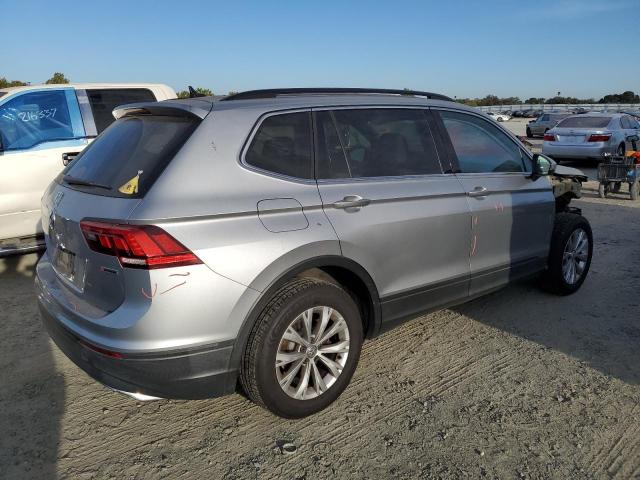 2019 VOLKSWAGEN TIGUAN SE - 3VV2B7AX3KM082251