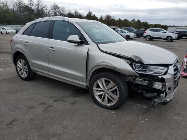 VIN WA1JCCFS4HR011560 2017 AUDI Q3 no.4