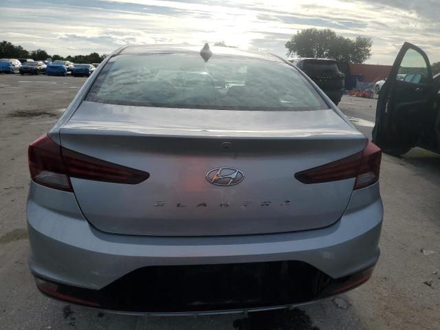 2020 HYUNDAI ELANTRA SE - 5NPD84LF0LH588099
