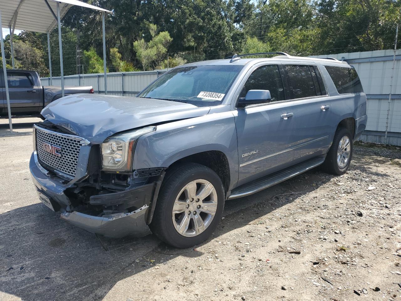 GMC YUKON DENALI