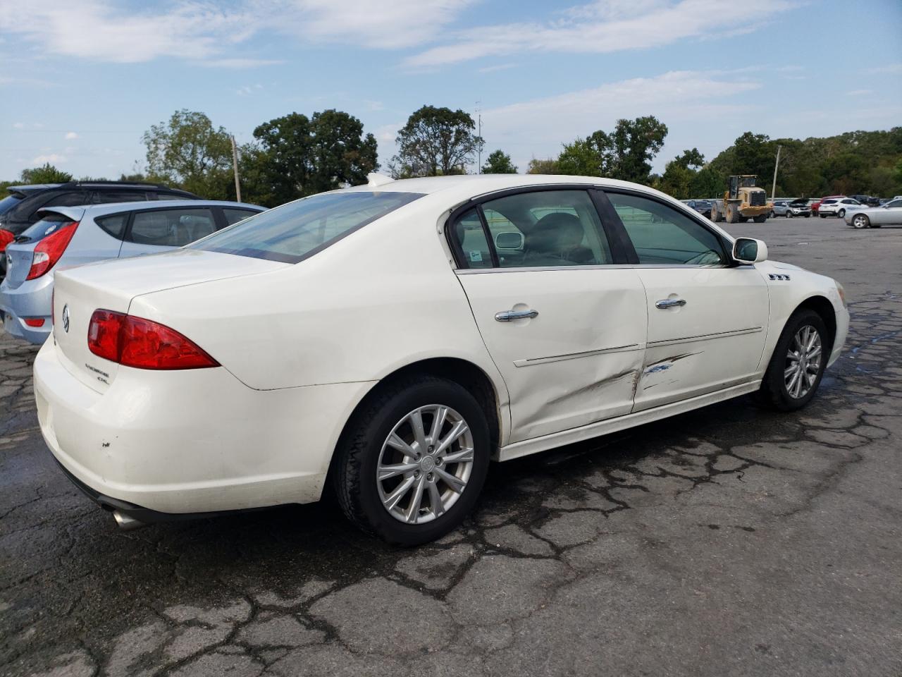 Lot #2926302375 2011 BUICK LUCERNE CX