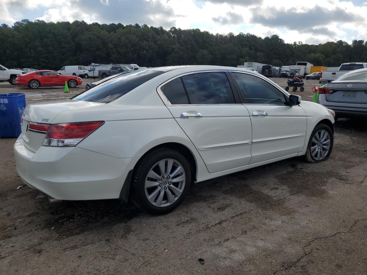 Lot #2857604003 2011 HONDA ACCORD EXL