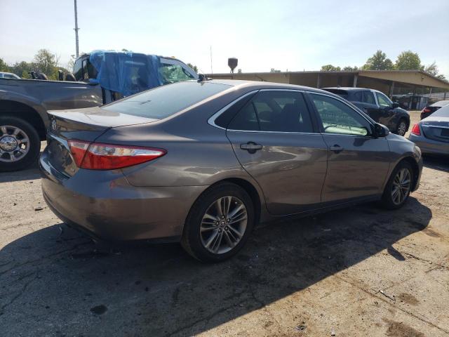 VIN 4T1BF1FK5FU072329 2015 Toyota Camry, LE no.3