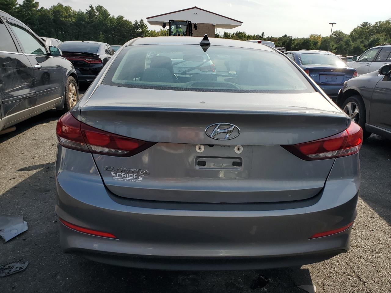 Lot #2955381479 2018 HYUNDAI ELANTRA SE