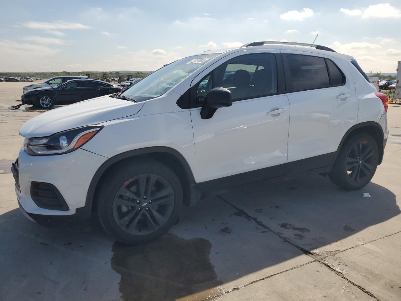 Lot #2936057199 2020 CHEVROLET TRAX 1LT