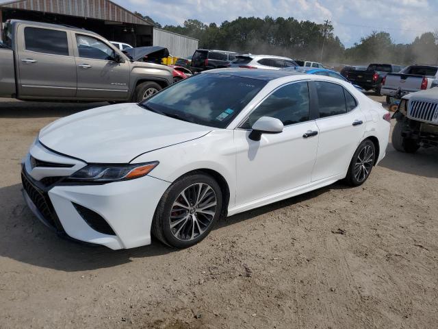 TOYOTA CAMRY L 2018 white  gas 4T1B11HK6JU582824 photo #1