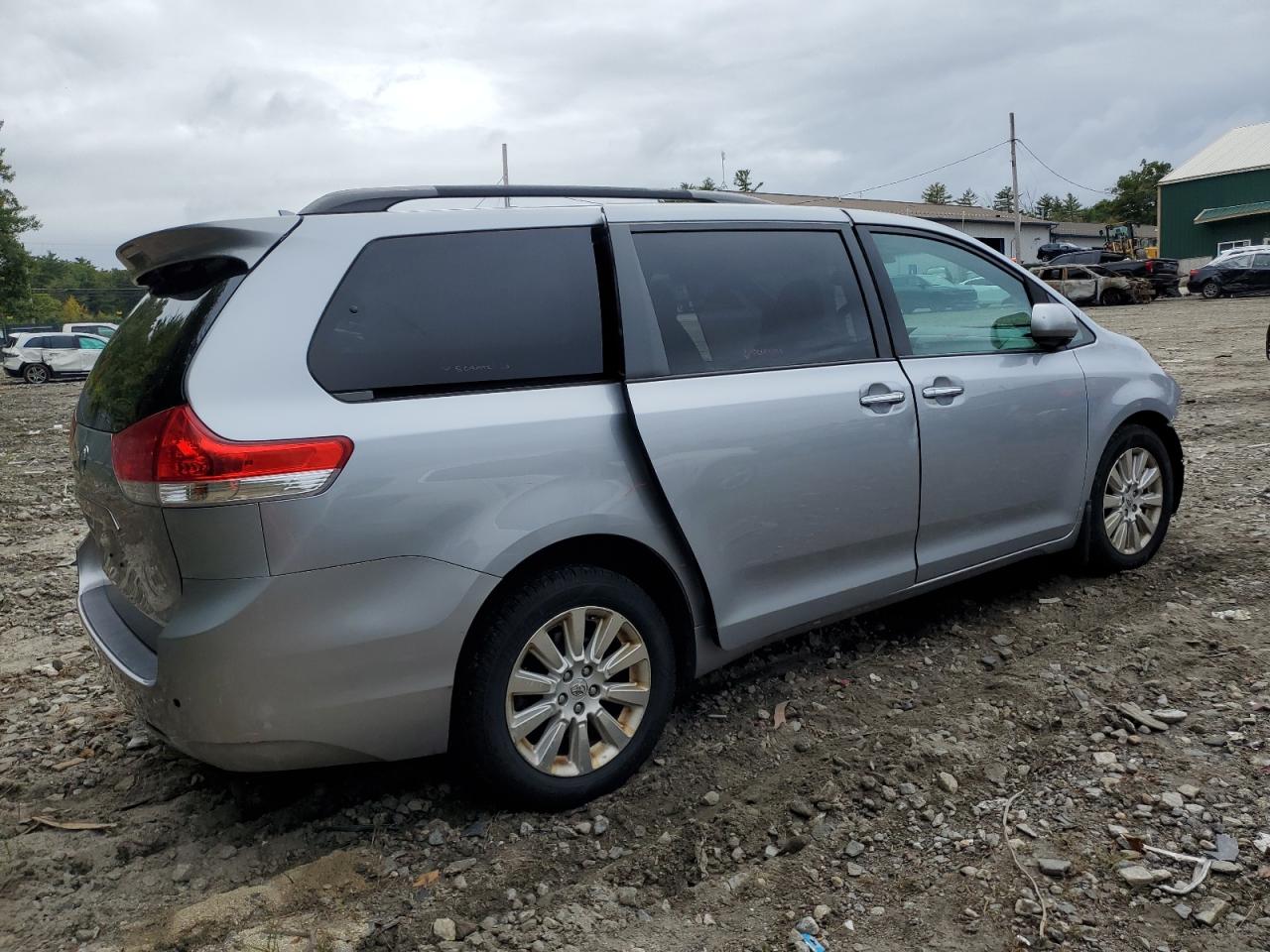 Lot #2862436014 2012 TOYOTA SIENNA XLE