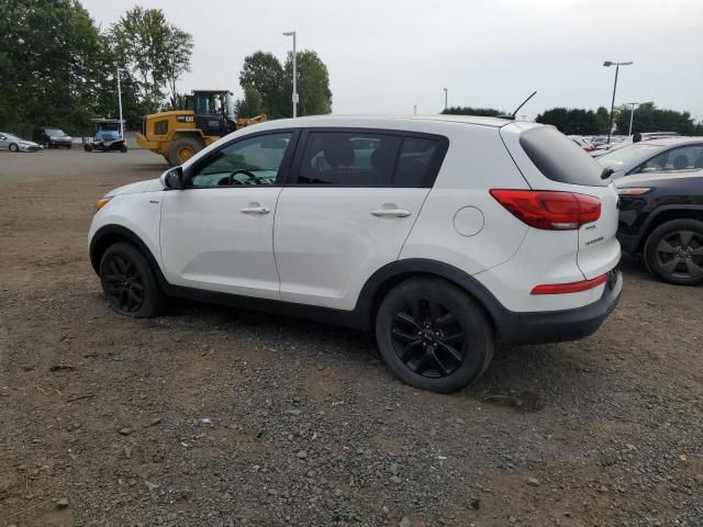 VIN KNDPBCAC7G7849367 2016 KIA Sportage, LX no.2