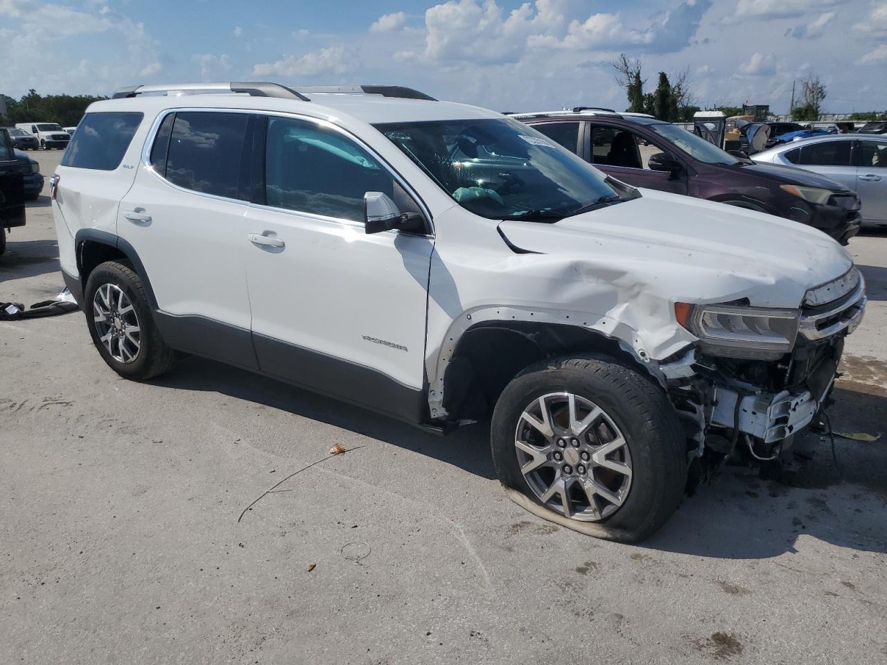 Lot #2928436827 2020 GMC ACADIA SLT