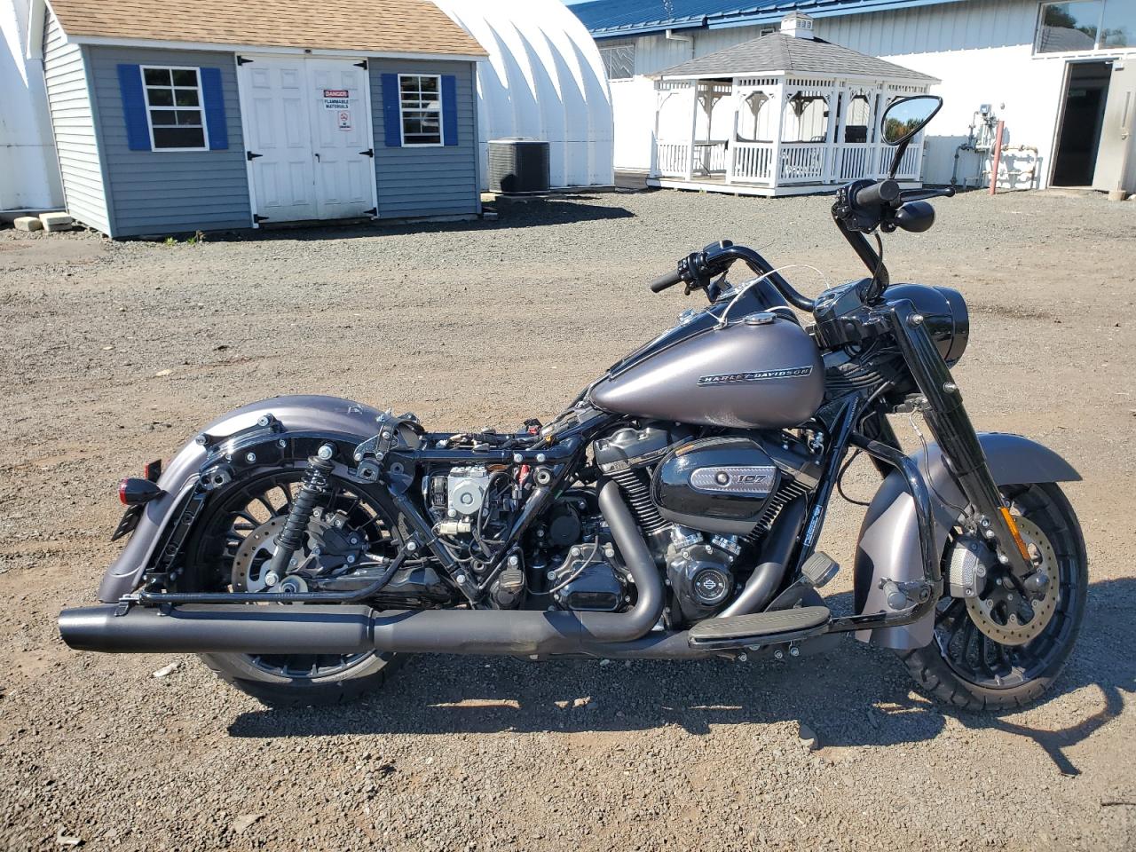 1HD1KVC29HB650596 HARLEY-DAVIDSON FLHRXS 2017