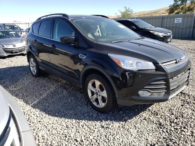 VIN 1FMCU9GX3FUC27107 2015 Ford Escape, SE no.4