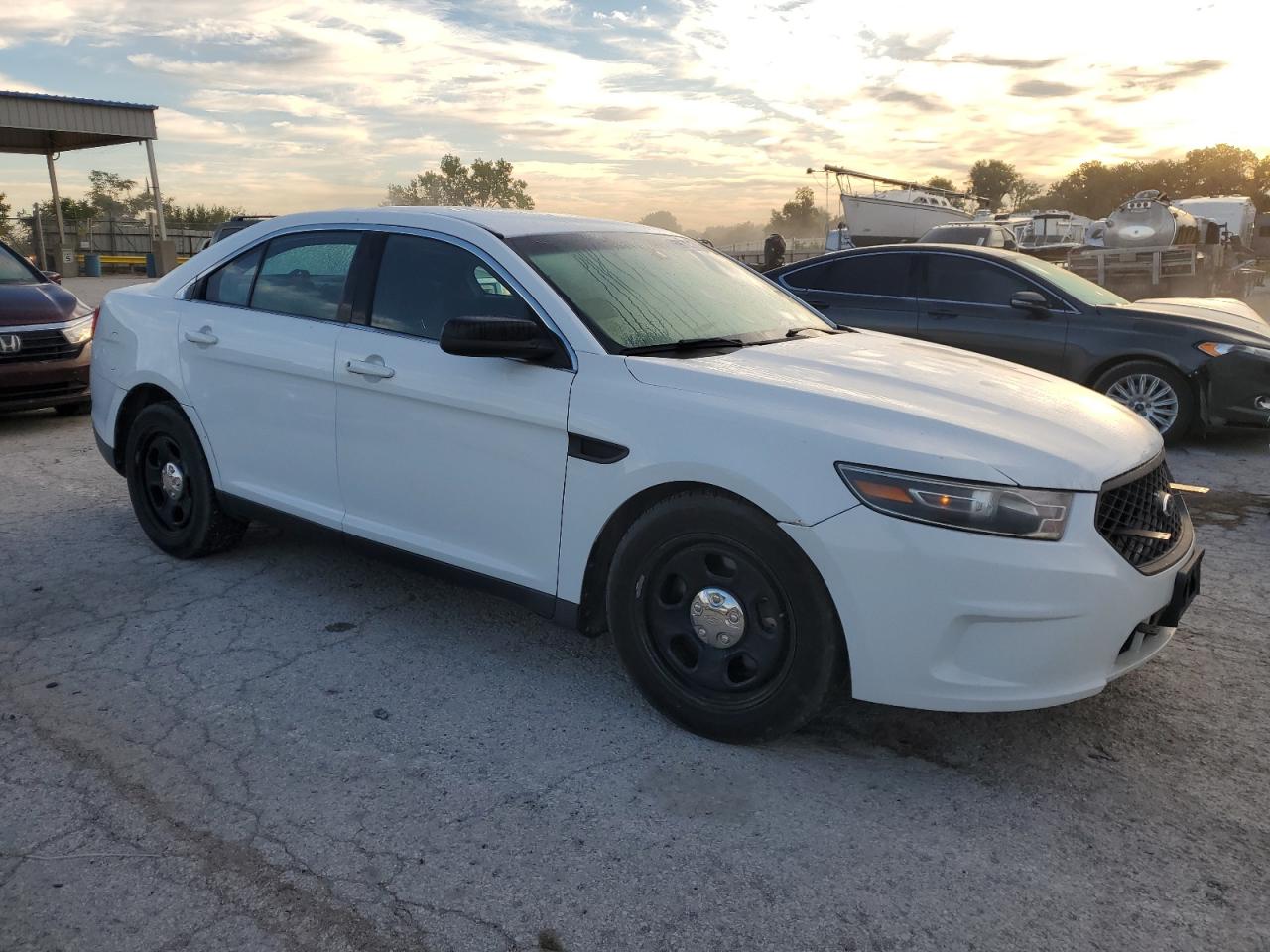 Lot #2809342921 2015 FORD TAURUS POL