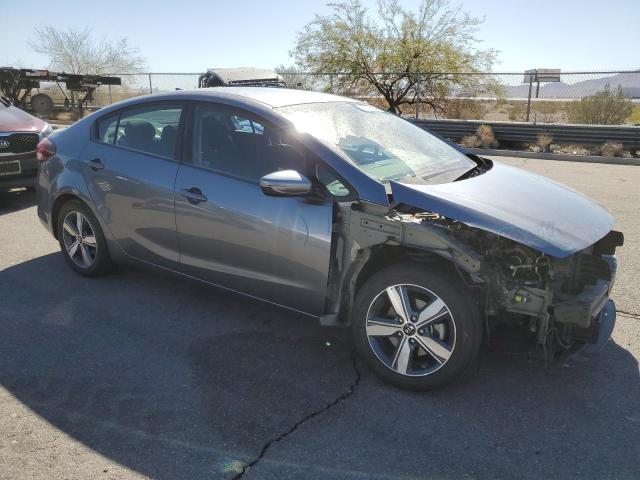 VIN 3KPFL4A78JE275936 2018 KIA Forte, LX no.4