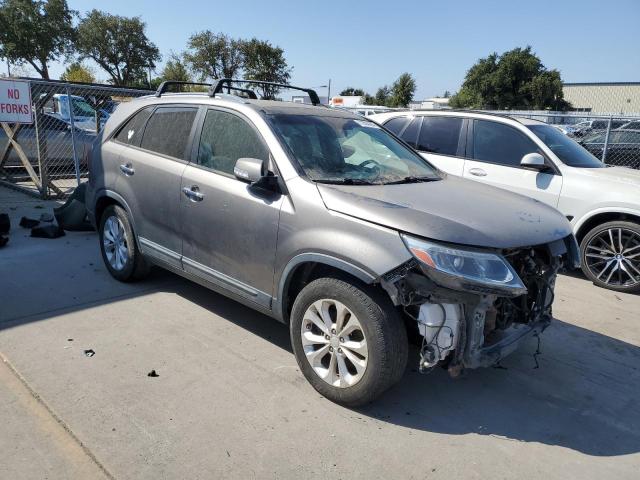 VIN 5XYKU4A74EG475362 2014 KIA Sorento, EX no.4