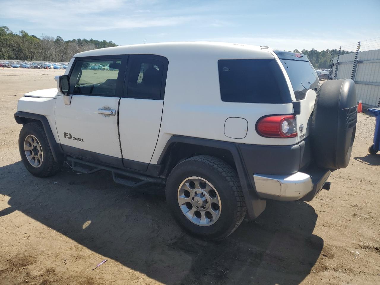 Lot #2895441419 2013 TOYOTA FJ CRUISER