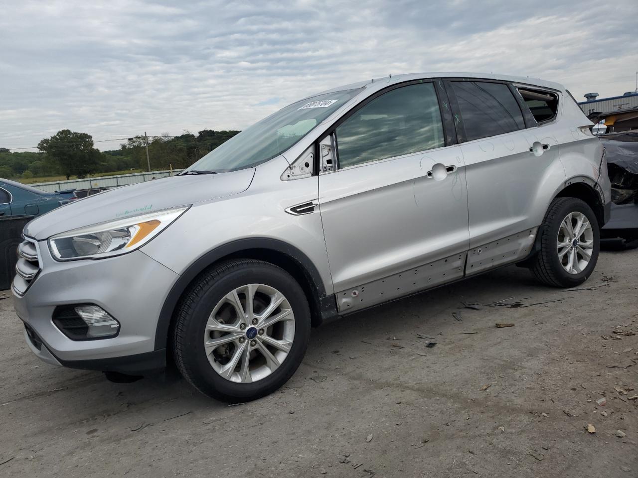 Lot #2886221565 2018 FORD ESCAPE SE