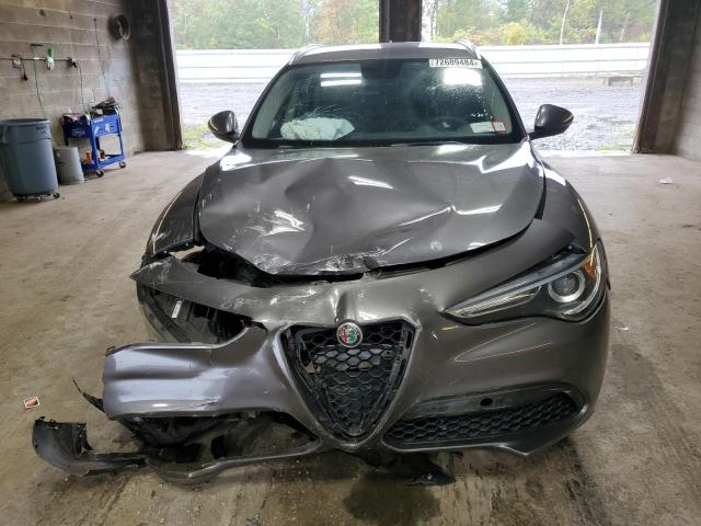 VIN ZASFAKAN1J7B60465 2018 Alfa Romeo Stelvio no.5