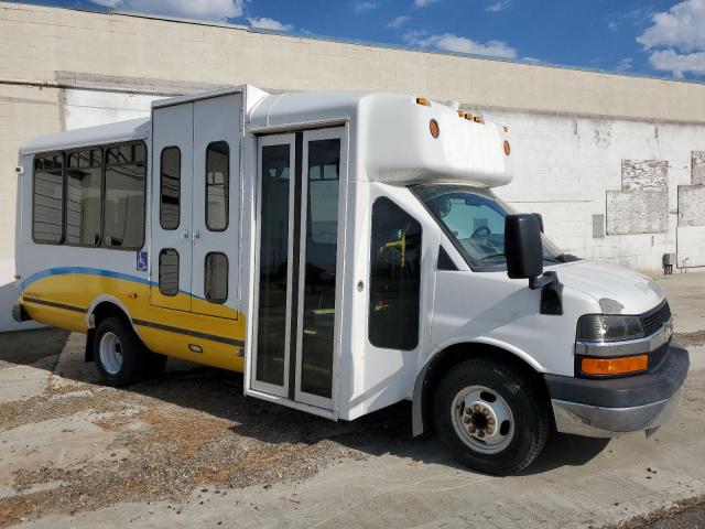 CHEVROLET EXPRESS G4 2014 two tone cutaway flexible fuel 1GB6G5BG6E1195881 photo #1