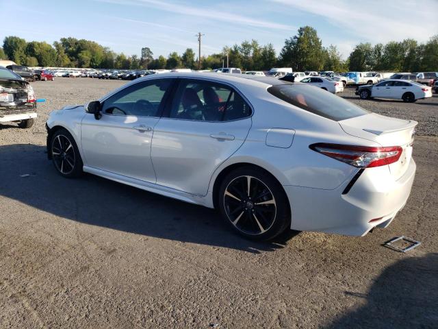 VIN 4T1BZ1HKXJU506483 2018 Toyota Camry, Xse no.2