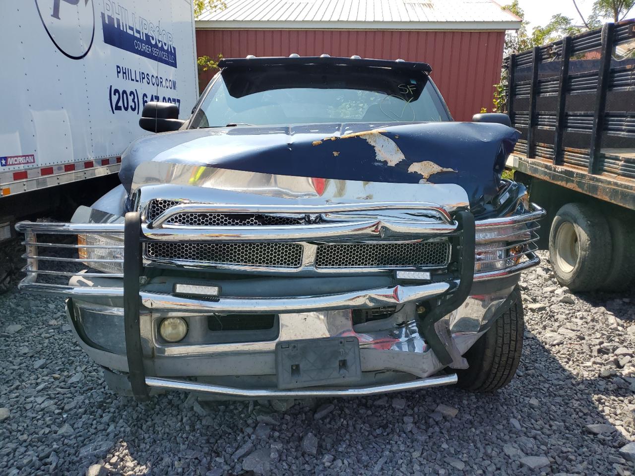 Lot #2826184583 2001 DODGE RAM 3500