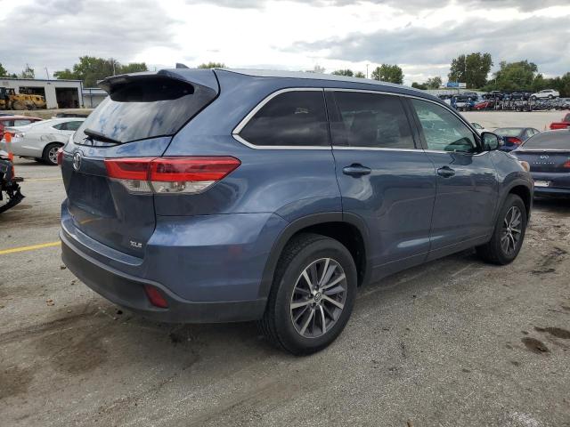 VIN 5TDKZRFH8HS520732 2017 Toyota Highlander, SE no.3