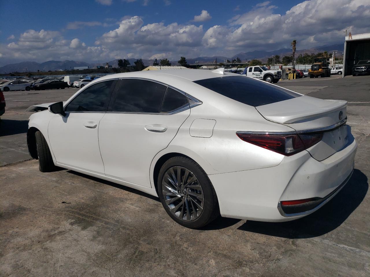 Lot #3030531466 2024 LEXUS ES 300H BA