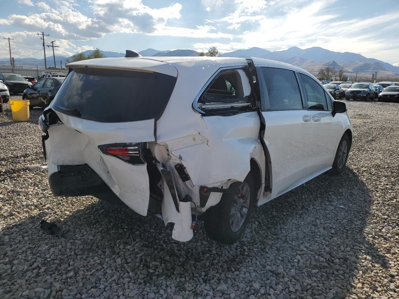 Lot #2843647851 2021 TOYOTA SIENNA LE