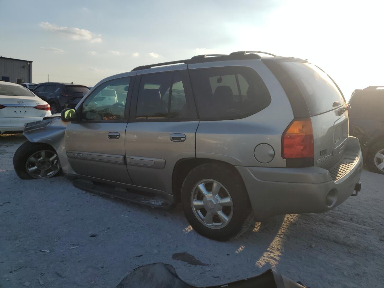 Lot #2943186452 2002 GMC ENVOY